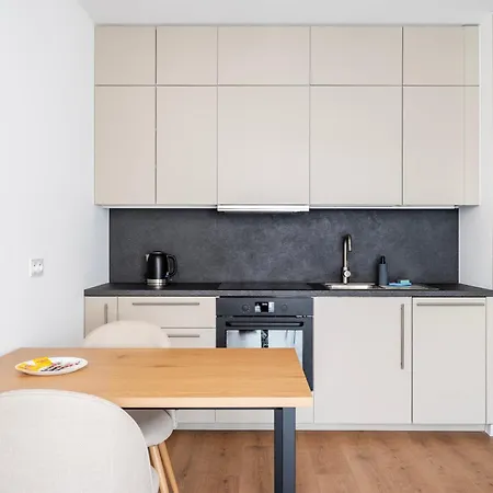 Traktorowa Comfort By Bookinghost Apartment Lodz