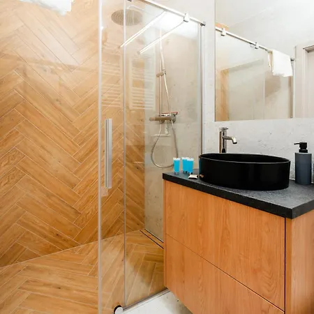 Apartment Traktorowa Comfort By Bookinghost